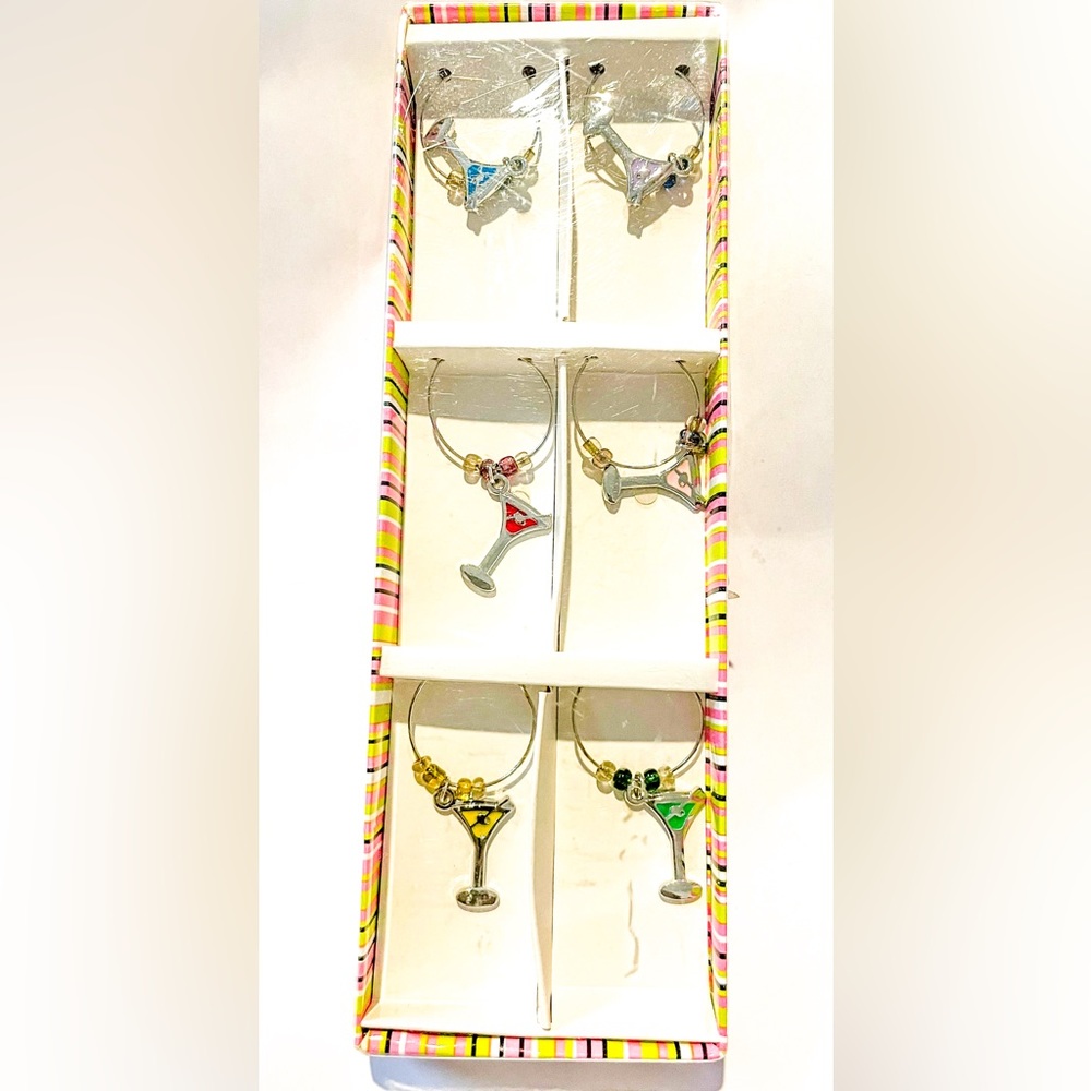 Bed Bath and Beyond Set of 6 Martini Wine 🍷 Charms